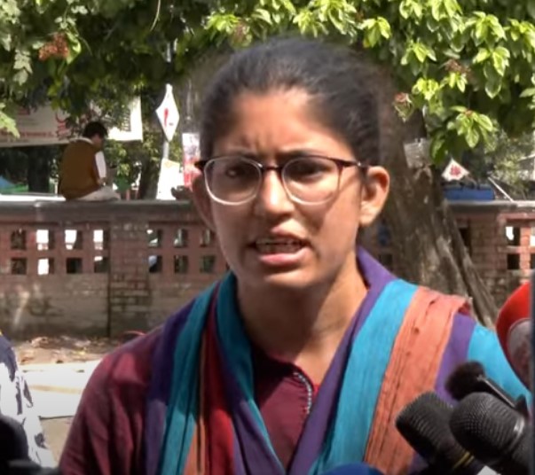 ডাকসু নির্বাচন: পোলিং এজেন্ট নিয়ে যে অভিযোগ জানালেন উমামা ফাতেমা (ভিডিও)