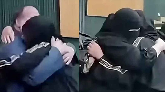 হজের লটারিতে একসঙ্গে তিন ভাই-বোনের নাম, লুটিয়ে পড়লেন সিজদায় (ভিডিও)