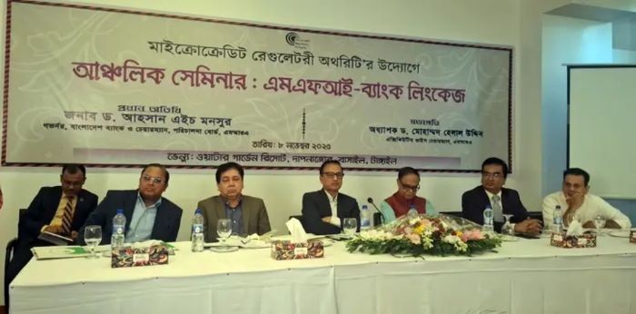 রাজনীতি স্থিতিশীল থাকলে অর্থনীতি ভালো চলবে : গভর্নর