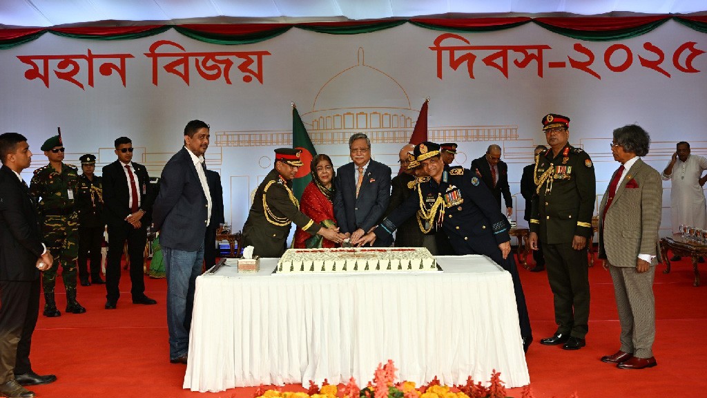 বিজয় দিবসে বঙ্গভবনে রাষ্ট্রপতির সংবর্ধনা