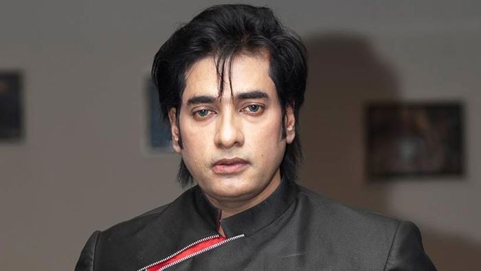 চলচ্চিত্র জগত থেকে বিদায়ের ঘোষণা অনন্ত জলিলের