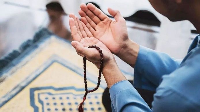 ইসলামে অলসতা বর্জন ও মুক্তির দোয়া