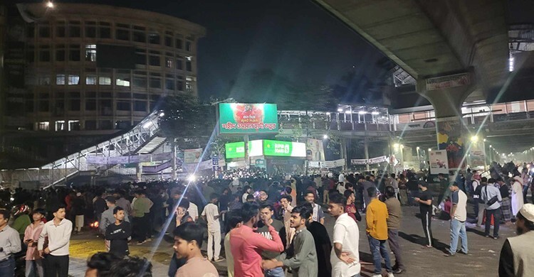 নতুন কর্মসূচির ঘোষণার কথা জানিয়ে শাহবাগ ছাড়ল ওসমান হাদি হত্যার বিচার দাবির আন্দোলনকারীরা