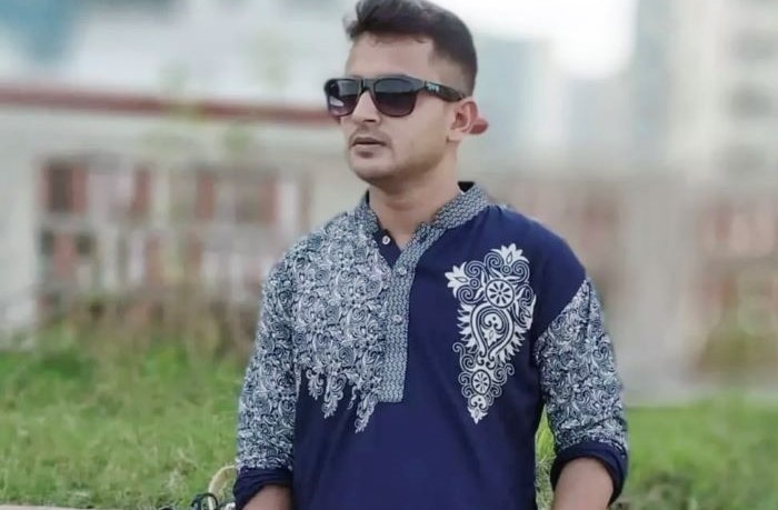 চাকরির প্রলোভনে ৩ লাখ টাকা আত্মসাৎ, সেনা সদস্য পরিচয়ে প্রতারণার অভিযোগ