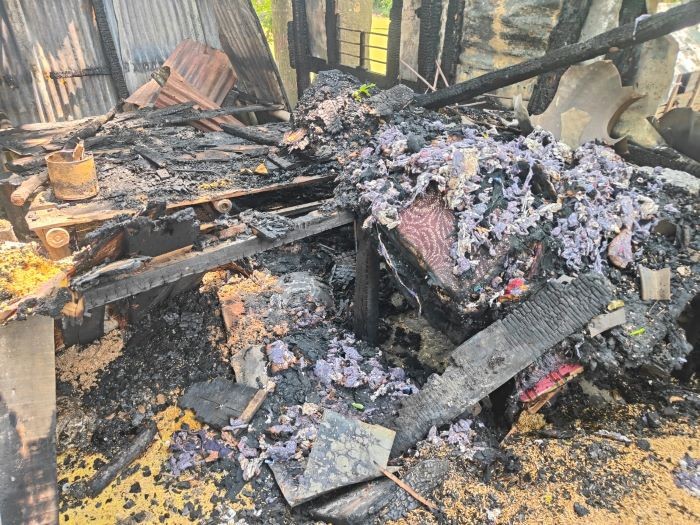 সব পুড়ে ছাই,কৃষক কাবুল এখন নিঃস্ব