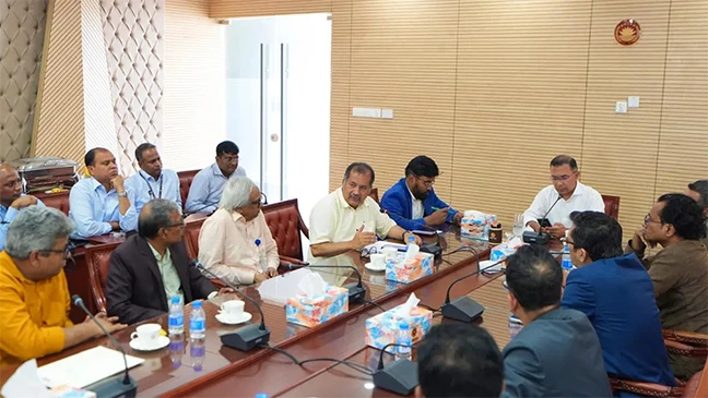 সরকারের তোষামোদ নয়, গণমাধ্যমকে সত্য তুলে ধরার আহ্বান প্রধানমন্ত্রীর