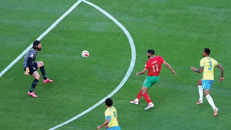হাকিমিদের ঝড়ে কাঁপছে ব্রাজিল, ১-০ ব্যবধানে এগিয়ে মরক্কো